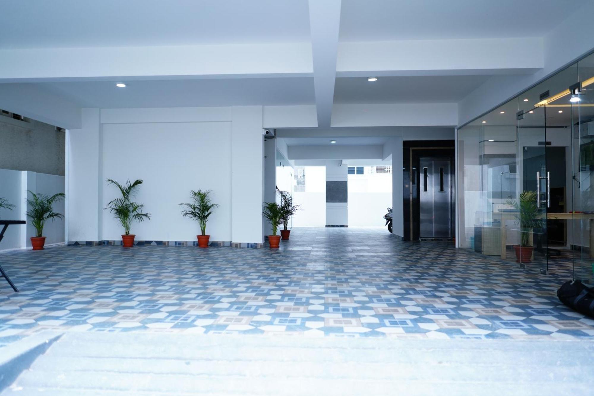 Enkay Service Apartments Kondapur  Luaran gambar