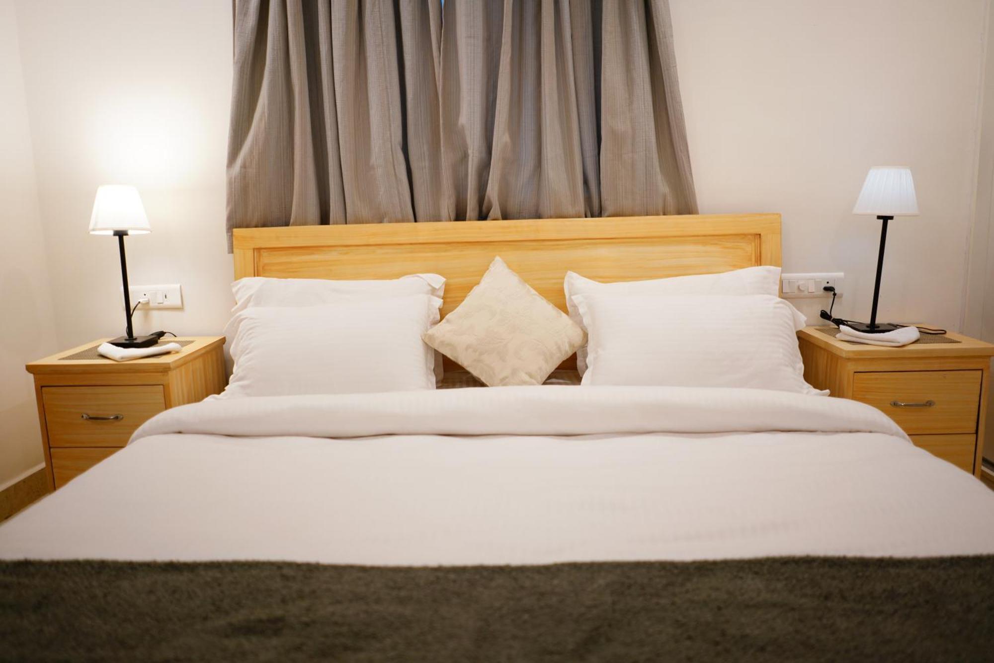 Enkay Service Apartments Kondapur  Luaran gambar