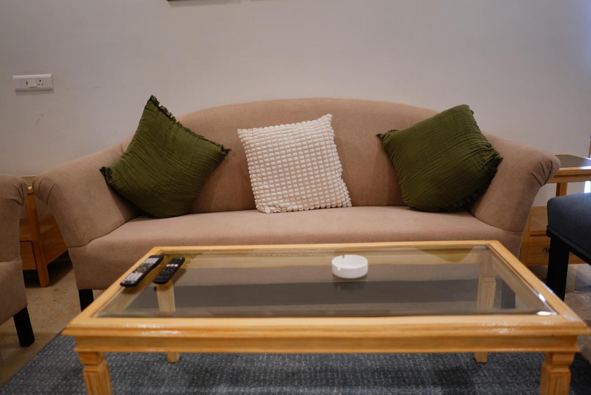 Enkay Service Apartments Kondapur  Luaran gambar